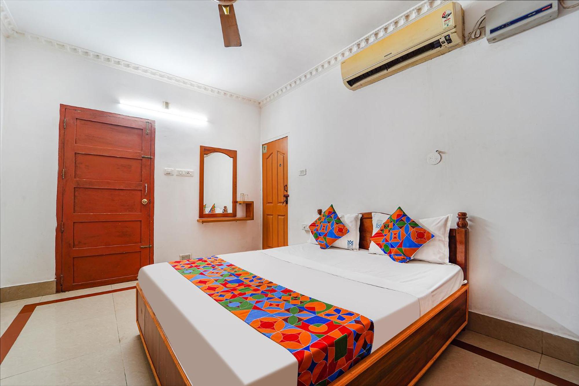 Fabexpress Majestic Inn Thiruvananthapuram Exterior foto