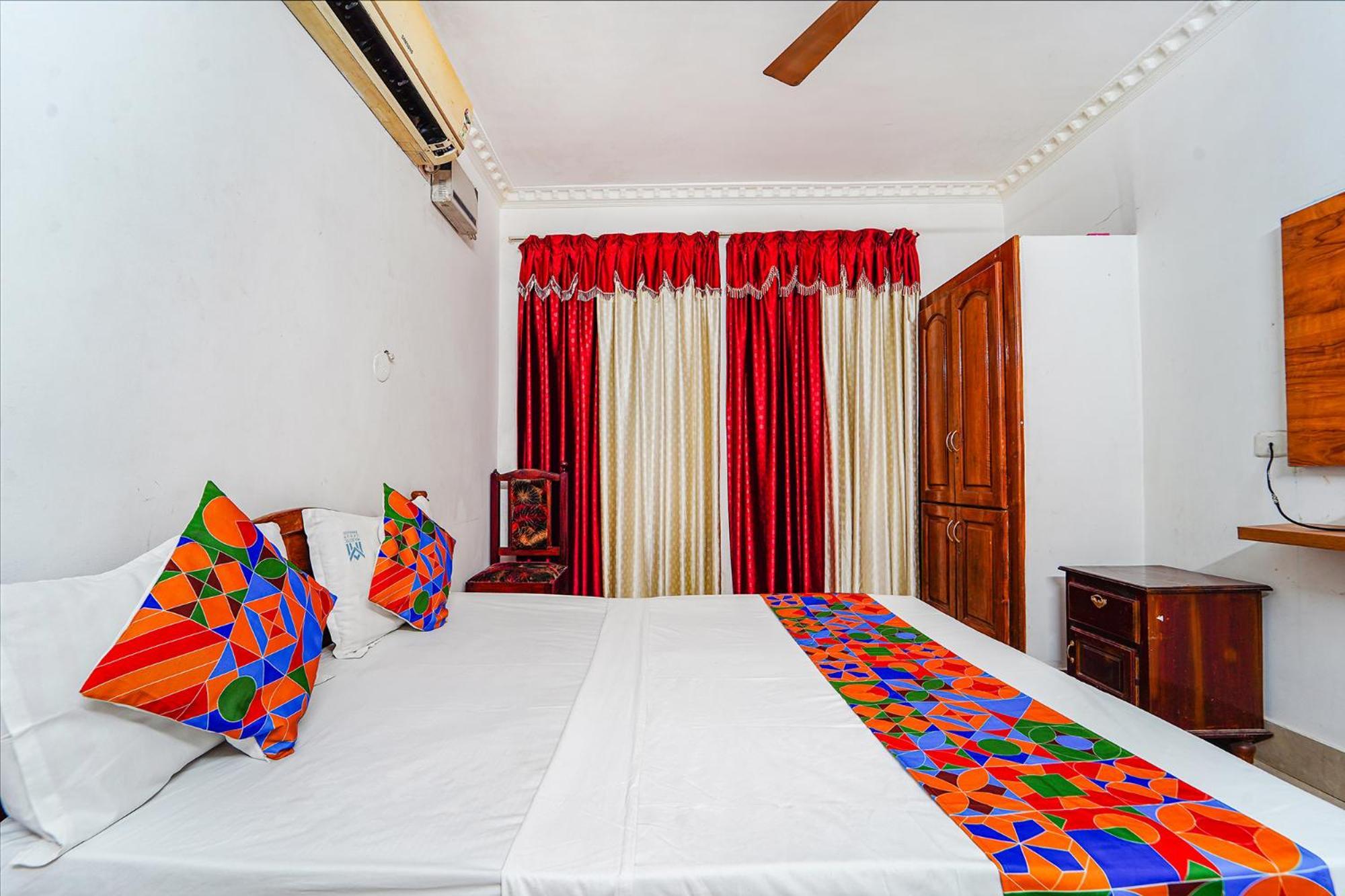 Fabexpress Majestic Inn Thiruvananthapuram Exterior foto