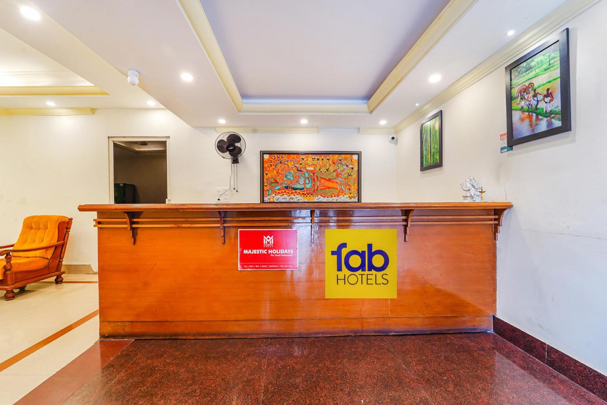 Fabexpress Majestic Inn Thiruvananthapuram Exterior foto