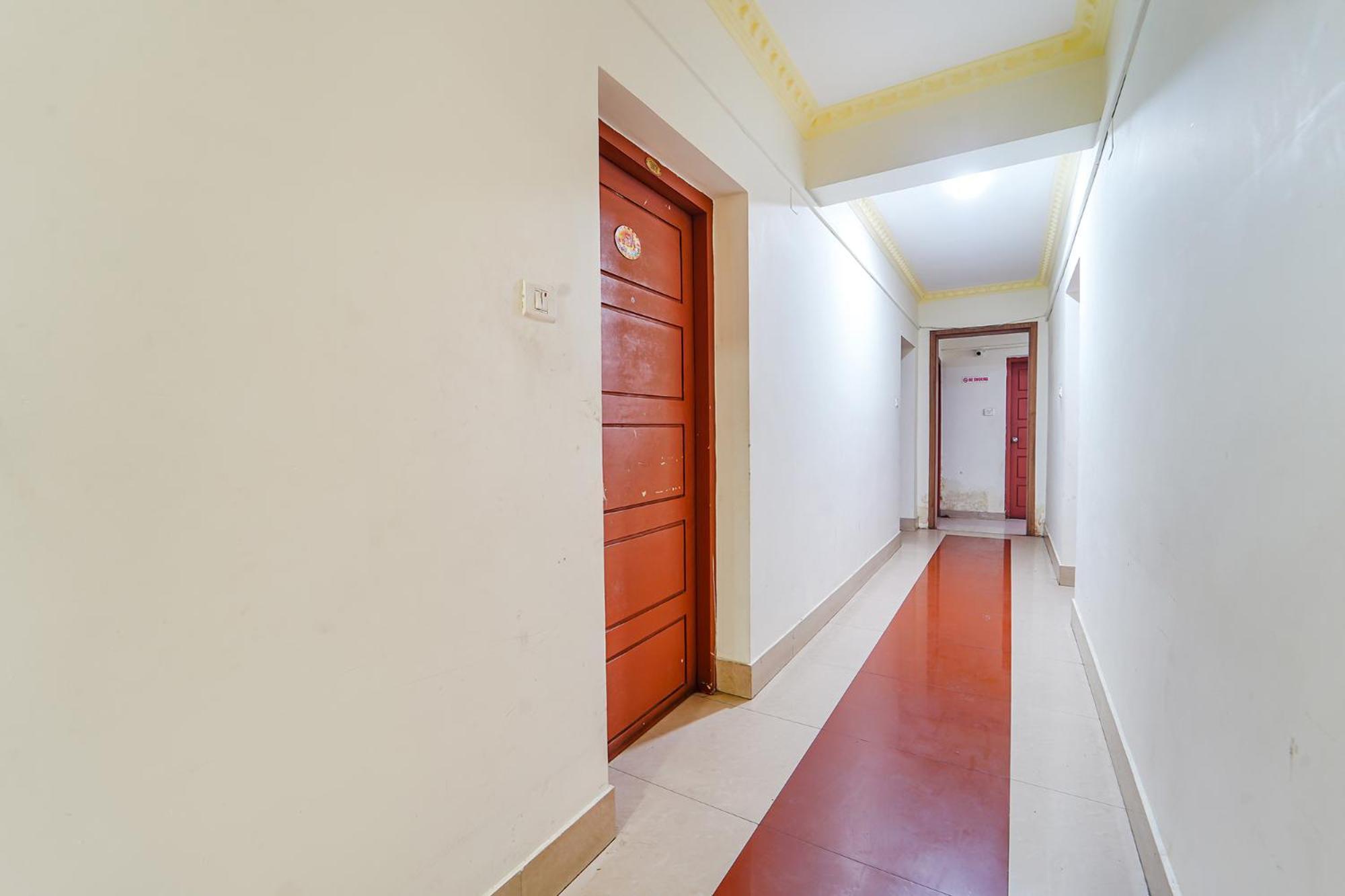 Fabexpress Majestic Inn Thiruvananthapuram Exterior foto